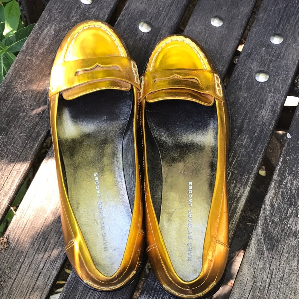 Marc Jacobs Women’s Metallic Gold Penny Loafers
